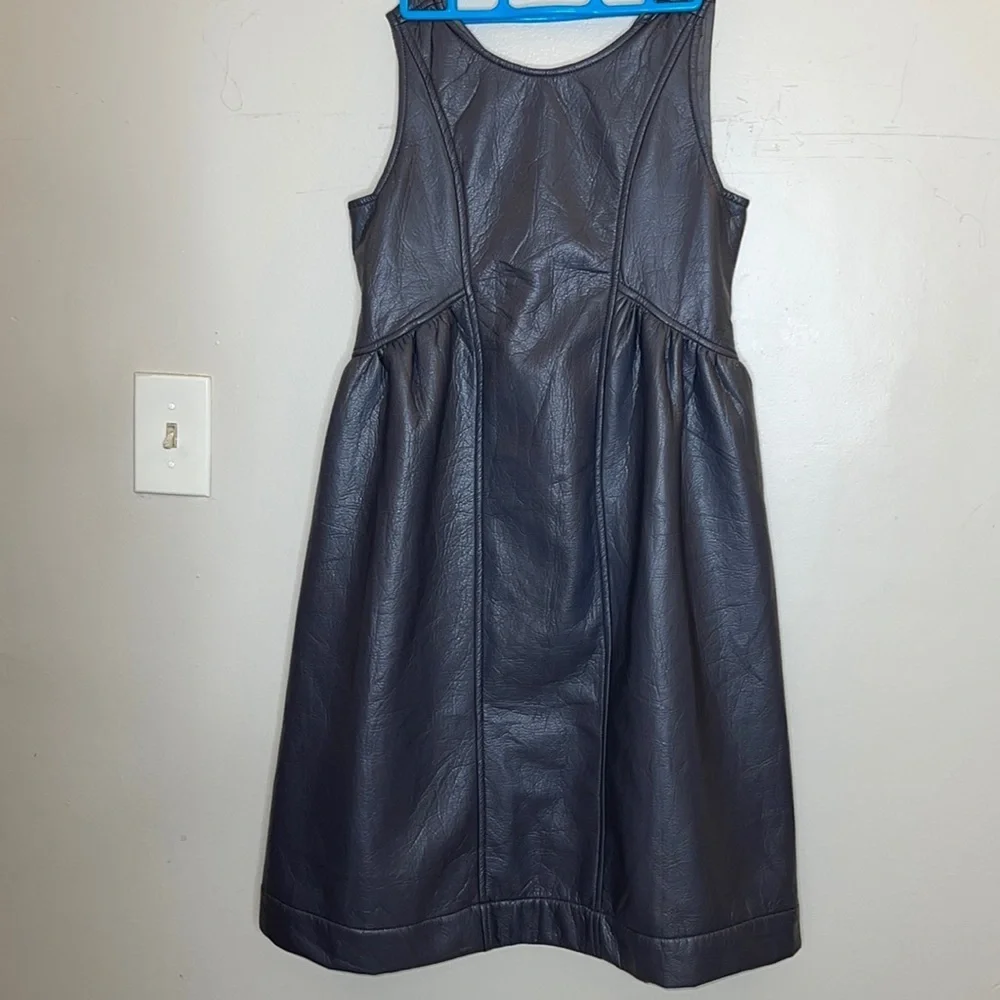 Minimal Girls PU Faux Leather Sleeveless Babydoll Dress Size 16 Youth